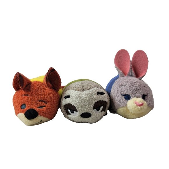 Disney Zootopia Mini Plush Lot Flash Slothmore Nike Wilde Judy Hopps Tsum Tsum - Picture 1 of 8